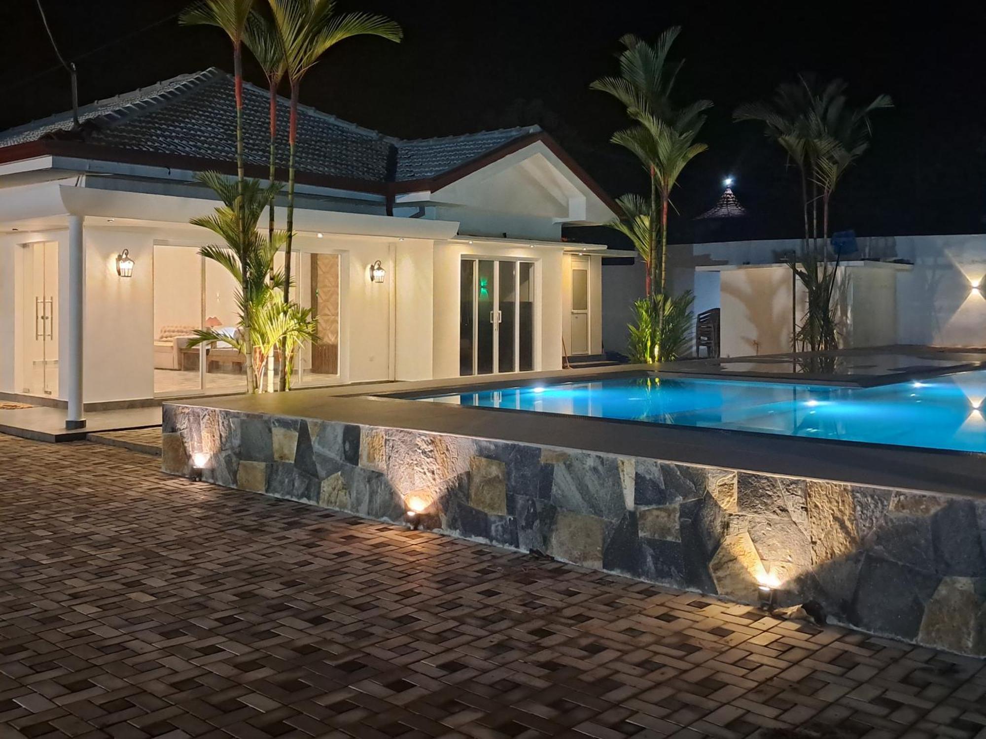 Banco Villa Beruwala Exterior foto