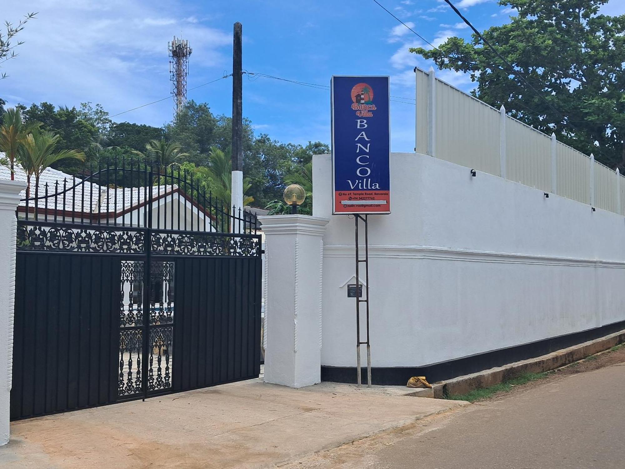 Banco Villa Beruwala Exterior foto
